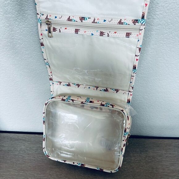 Dachshund Dog Hanging Toiletry Bag Cosmetic Storage Travel Organizer - Picture 3 of 5